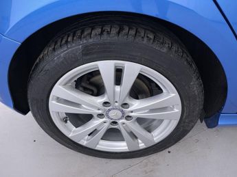 MERCEDES-BENZ A-CLASS 2.1 A200d Sport (Premium) Hatchback 5dr Diesel 7G-DCT Euro 6 (s/