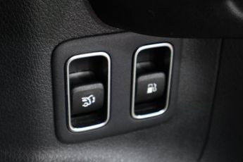 MERCEDES-BENZ GLA 1.3 GLA250e 15.6kWh Exclusive Edition 8G-DCT Euro 6 (s/s) 5dr