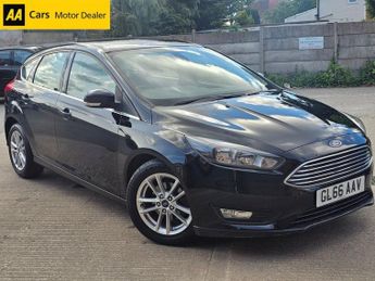 Ford Focus 1.0T EcoBoost Zetec Hatchback 5dr Petrol Auto Euro 6 (s/s) (125 