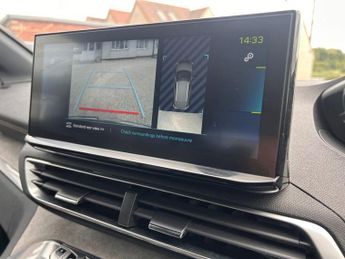 PEUGEOT 3008 1.6 13.2kWh GT Premium SUV 5dr Petrol Plug-in Hybrid Auto