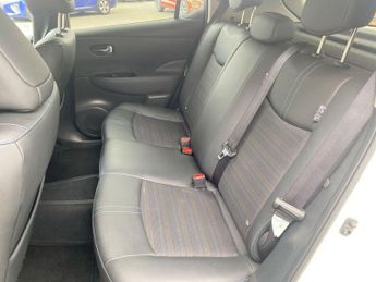 NISSAN LEAF 62kWh e+ N-Connecta Hatchback 5dr Electric Auto (217 ps)