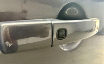 LAND ROVER DISCOVERY 4 3.0 SD V6 Landmark SUV 5dr Diesel Auto 4WD Euro 6 (s/s) (256 bhp