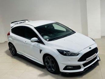 Ford Focus 2.0 TDCi ST-3 Hatchback 5dr Diesel Manual Euro 6 (s/s) (185 ps)