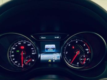 MERCEDES-BENZ A-CLASS 2.1 A200d AMG Line (Premium) Hatchback 5dr Diesel 7G-DCT Euro 6 