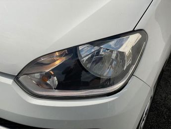 VOLKSWAGEN UP! 1.0 up! White Hatchback 3dr Petrol Manual Euro 5 (75 ps)