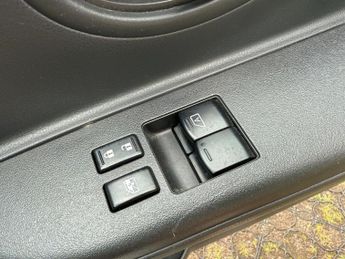 NISSAN MICRA 1.2 DIG-S Tekna Hatchback 5dr Petrol CVT Euro 5 (s/s) (98 ps)