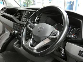 VOLKSWAGEN TRANSPORTER 2.0 TDI T28 Highline Panel Van 5dr Diesel Manual FWD LWB High Ro