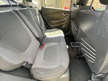 RENAULT CAPTUR 1.5 dCi ENERGY Dynamique S Nav SUV 5dr Diesel Auto Euro 6 (s/s) 
