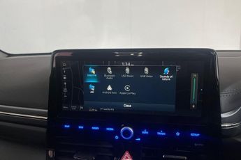 HYUNDAI IONIQ 38.3kWh Premium Hatchback 5dr Electric Auto (136 ps) 1 Owner / L
