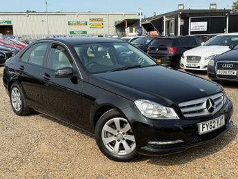 Mercedes C Class 1.6 C180 BlueEfficiency Executive SE Saloon 4dr Petrol G-Tronic+
