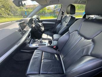 AUDI Q5 2.0 TFSI Sport SUV 5dr Petrol S Tronic quattro Euro 6 (s/s) (252