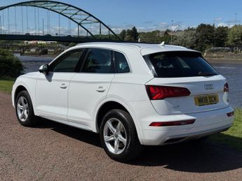 AUDI Q5 2.0 TFSI Sport SUV 5dr Petrol S Tronic quattro Euro 6 (s/s) (252