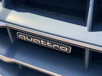 AUDI Q5 2.0 TFSI Sport SUV 5dr Petrol S Tronic quattro Euro 6 (s/s) (252