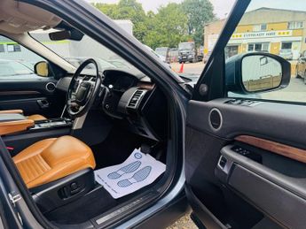 LAND ROVER DISCOVERY 3.0 TD V6 HSE SUV 5dr Diesel Auto 4WD Euro 6 (s/s) (258 ps)