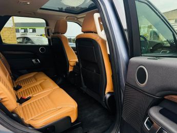 LAND ROVER DISCOVERY 3.0 TD V6 HSE SUV 5dr Diesel Auto 4WD Euro 6 (s/s) (258 ps)