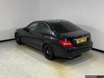 MERCEDES-BENZ C-CLASS 2.1 C200 CDI Executive SE Saloon 4dr Diesel G-Tronic+ Euro 5 (s/