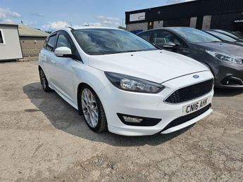 Ford Focus 1.5 TDCi Zetec S Hatchback 5dr Diesel Manual Euro 6 (s/s) (120 p