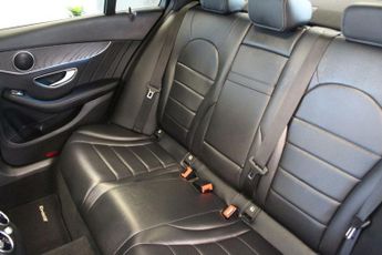 MERCEDES-BENZ C-CLASS 2.1 C220d AMG Line (Premium) Saloon 4dr Diesel 7G-Tronic+ Euro 6