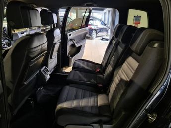 VOLKSWAGEN TOURAN 1.5 TSI EVO R-Line MPV 5dr Petrol DSG Euro 6 (s/s) (150 ps)