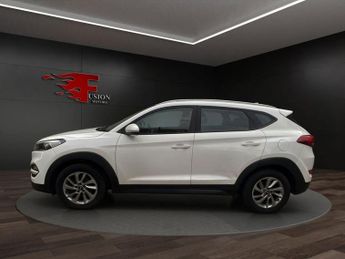 HYUNDAI TUCSON 1.7 CRDi Blue Drive SE Nav SUV 5dr Diesel DCT Euro 6 (s/s) (141 