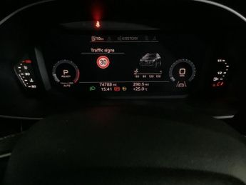 AUDI Q3 1.5 TFSI CoD 35 S line SUV 5dr Petrol S Tronic Euro 6 (s/s) (150