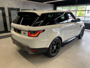 LAND ROVER RANGE ROVER SPORT 3.0 SD V6 HSE SUV 5dr Diesel Auto 4WD Euro 6 (s/s) (306 ps)
