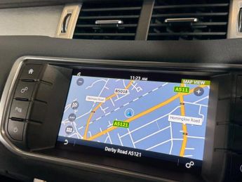 LAND ROVER RANGE ROVER EVOQUE 2.0 TD4 SE Tech SUV 5dr Diesel Auto 4WD Euro 6 (s/s) (180 ps)