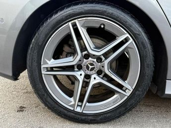 MERCEDES-BENZ A-CLASS 1.5 A180d AMG Line (Premium Plus) Hatchback 5dr Diesel 7G-DCT Eu