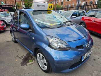 Toyota AYGO 1.0 VVT-i Blue Hatchback 5dr Petrol Manual Euro 4 (67 bhp)