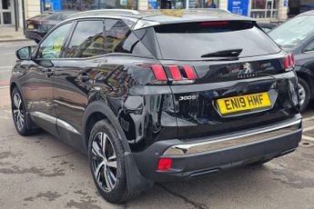 PEUGEOT 3008 AUTOMATIC 1.2 PureTech GPF Allure SUV 5dr Petrol EAT Euro 6 (s/s
