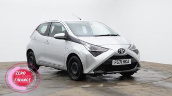 Toyota AYGO 1.0 VVT-i x-play Hatchback 5dr Petrol Manual Euro 6 (s/s) (71 ps