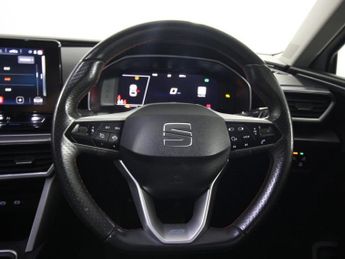 SEAT LEON 1.4 eHybrid 12.8kWh FR Hatchback 5dr Petrol Plug-in Hybrid DSG E