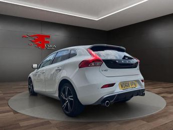 VOLVO V40 1.5 T3 GPF R-Design Pro Hatchback 5dr Petrol Auto Euro 6 (s/s) (