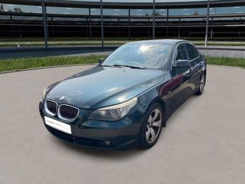 BMW 530 3.0 530d SE Saloon 4dr Diesel Auto Euro 4 (231 ps)