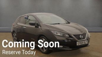 Nissan Leaf 40kWh Tekna Hatchback 5dr Electric Auto (150 ps)