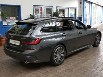BMW 3 SERIES 2.0 330e 12kWh M Sport Touring 5dr Petrol Plug-in Hybrid Auto Eu
