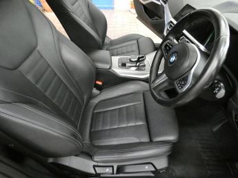 BMW 3 SERIES 2.0 330e 12kWh M Sport Touring 5dr Petrol Plug-in Hybrid Auto Eu