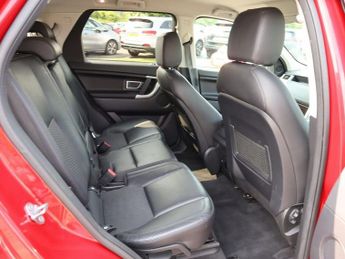 LAND ROVER DISCOVERY SPORT 2.0 TD4 SE Tech SUV 5dr Diesel Auto 4WD Euro 6 (s/s) (180 ps)