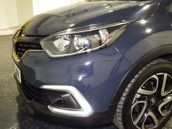 RENAULT CAPTUR 1.5 dCi ENERGY Iconic SUV 5dr Diesel EDC Euro 6 (s/s) (90 ps)
