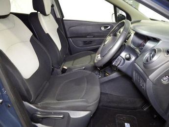 RENAULT CAPTUR 1.5 dCi ENERGY Iconic SUV 5dr Diesel EDC Euro 6 (s/s) (90 ps)