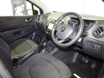 RENAULT CAPTUR 1.5 dCi ENERGY Iconic SUV 5dr Diesel EDC Euro 6 (s/s) (90 ps)