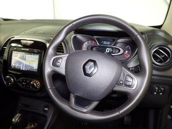 RENAULT CAPTUR 1.5 dCi ENERGY Iconic SUV 5dr Diesel EDC Euro 6 (s/s) (90 ps)