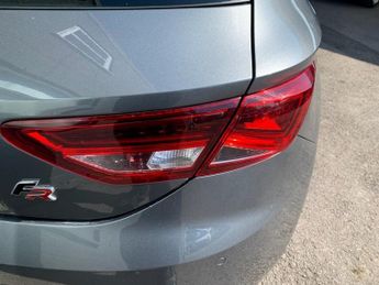 SEAT LEON 2.0 TDI FR Hatchback 5dr Diesel DSG Euro 6 (s/s) (150 ps)