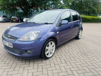Ford Fiesta 1.4 Zetec Climate Hatchback 5dr Petrol Manual (147 g/km, 79 bhp)