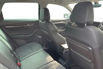 SKODA KAROQ 1.5 TSI ACT SE L SUV 5dr Petrol Manual Euro 6 (s/s) (150 ps) Tou