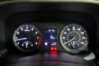 HYUNDAI TUCSON 1.6 T-GDi SE Nav SUV 5dr Petrol Manual Euro 6 (s/s) (177 ps) Tou