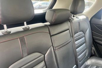 MG MG HS 1.5 T-GDI Exclusive SUV 5dr Petrol Manual Euro 6 (s/s) (162 ps) 