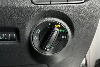 SKODA FABIA 1.0 TSI Colour Edition Hatchback 5dr Petrol DSG Euro 6 (s/s) (95