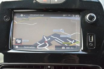 RENAULT CLIO 1.5 dCi Dynamique S Nav Hatchback 5dr Diesel Manual Euro 6 (s/s)