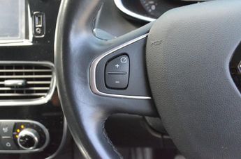 RENAULT CLIO 1.5 dCi Dynamique S Nav Hatchback 5dr Diesel Manual Euro 6 (s/s)